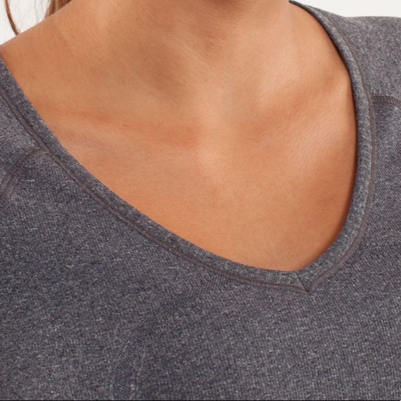 Lululemon Run: Swiftly Tech V Neck - Picture 3 of 6